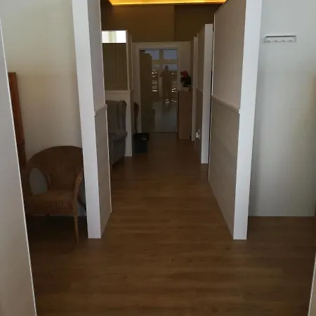Ultreia Hostel *