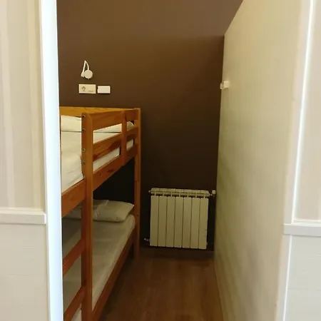 Ultreia Hostel *