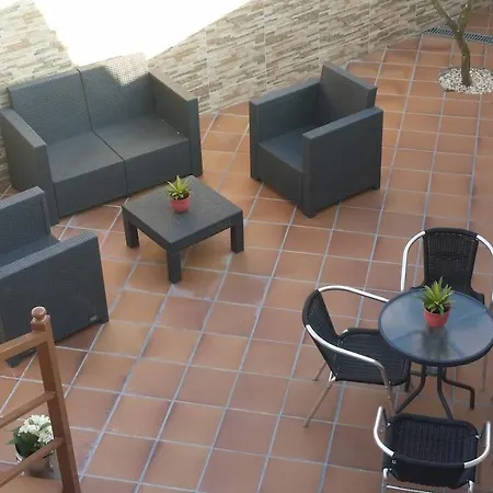 Ultreia Hostel *